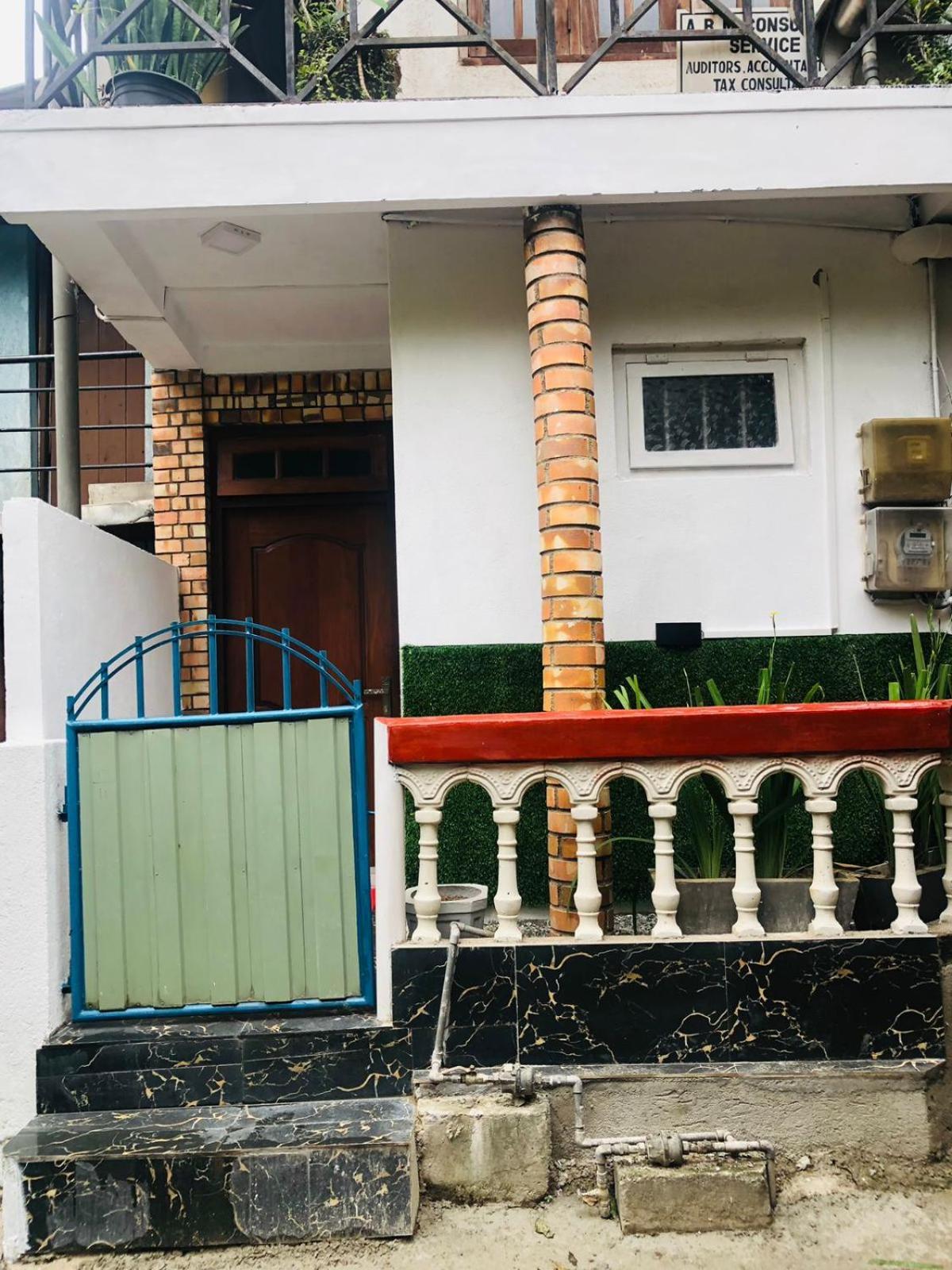 Kandy Railway Inn Luaran gambar